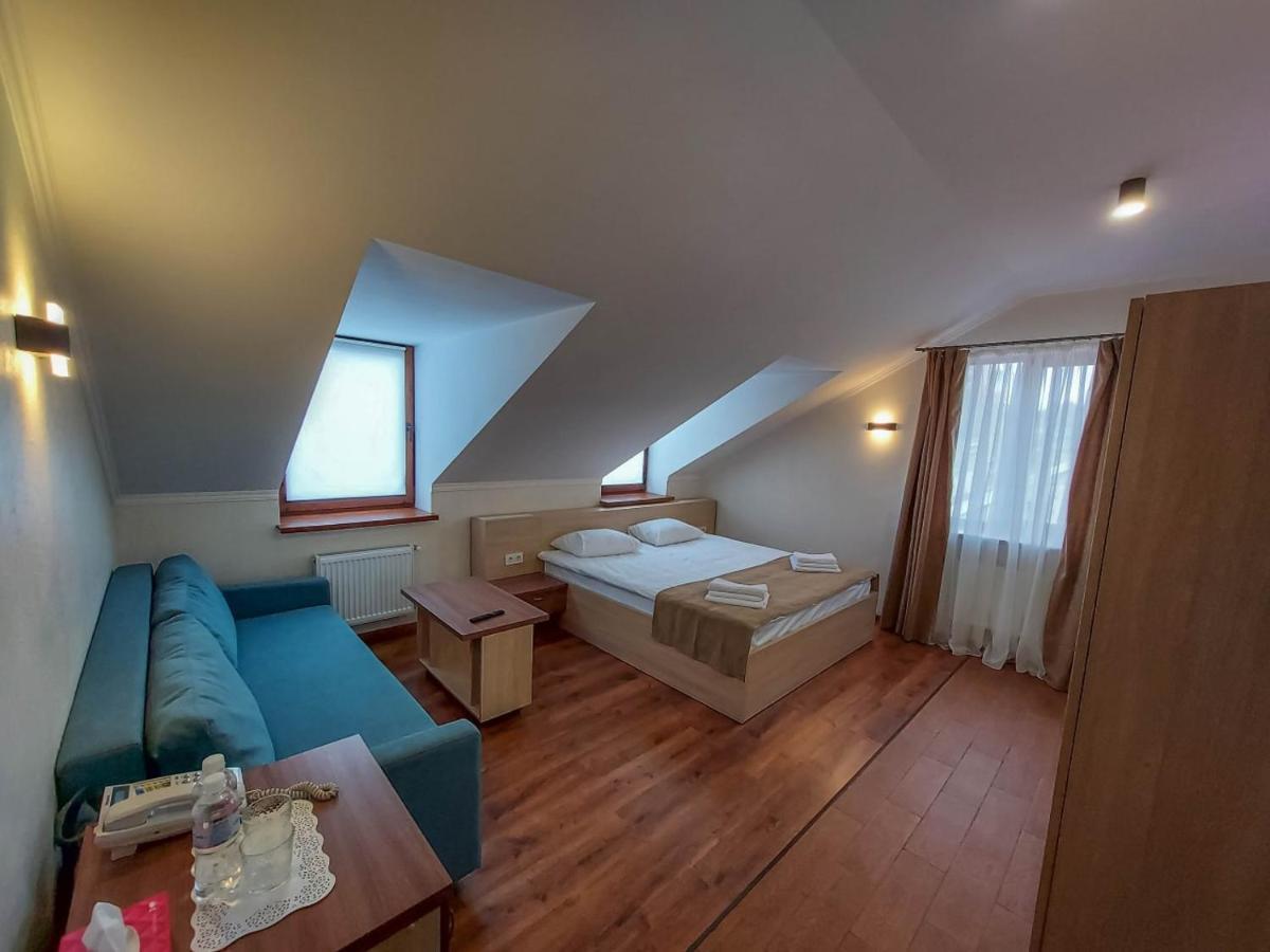 Graff Hotel Dnyipropetrovszk Kültér fotó