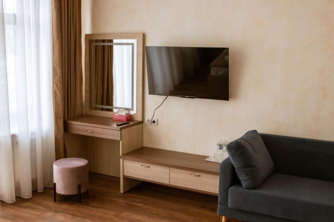Graff Hotel Dnyipropetrovszk Kültér fotó